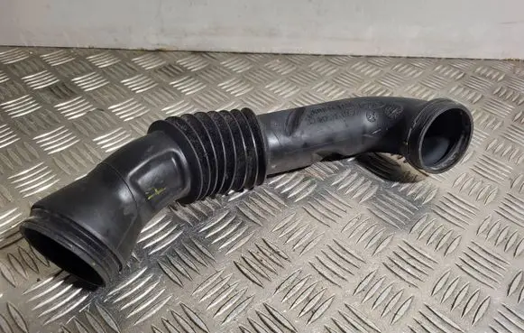 Ford Fiesta Air intake hose/pipe 2S619R504CE