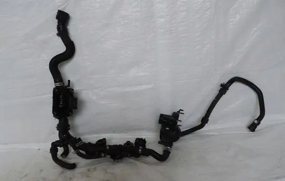 Opel Crossland X Thermostat housing Z12002105