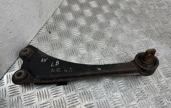 Toyota Avensis T270 Rear control arm 4876005010