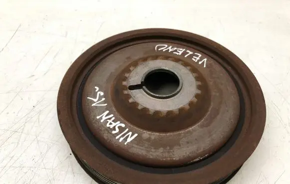 Nissan Qashqai Crankshaft pulley