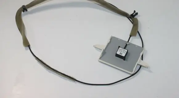 Lexus RX 450H Aerial GPS antenna 8686048180