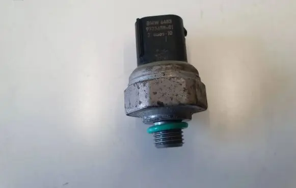 BMW 3 G20 G21 Air conditioning (A/C) pressure sensor 9323658 BMW6453 24055910