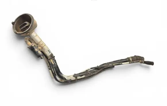 Volvo S80 Fuel tank filler neck pipe 08624699 T3707624 2312
