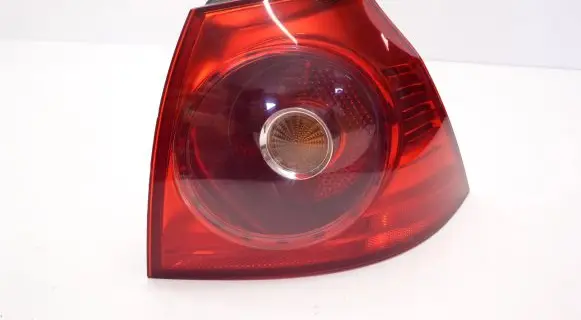 Volkswagen Golf V Rear/tail lights 1K6945096N 028490202