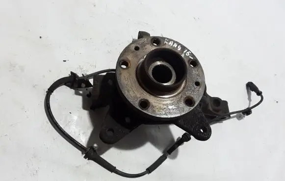 Renault Kangoo II Front wheel hub 8200755590