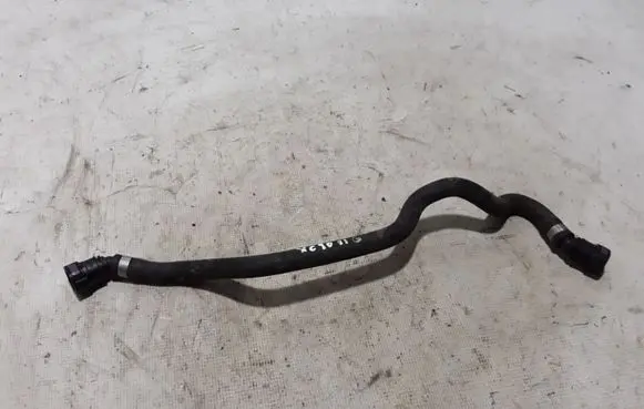 Volvo XC90 Engine coolant pipe/hose 31338396