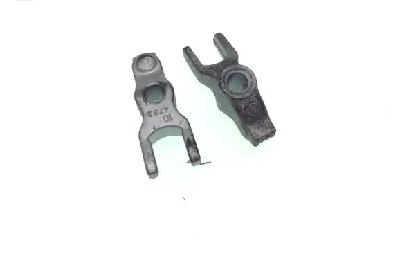 Opel Insignia A Fuel Injector clamp holder