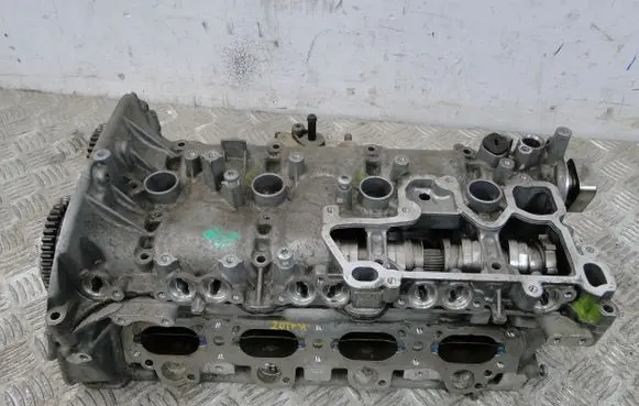 Audi Q3 F3 Engine head 