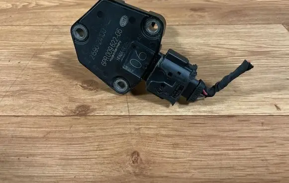 Hyundai i30 Oil level sensor 215902A100 6PR00962206