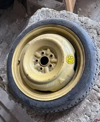 Toyota Prius (XW20) R16 spare wheel 