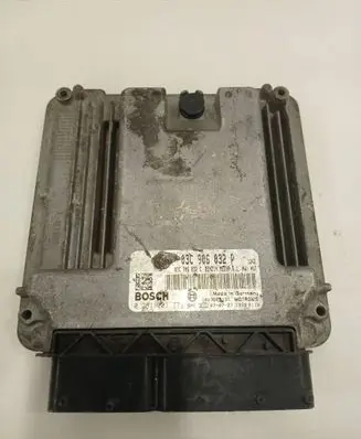 Volkswagen Golf V Engine control unit/module 03C906032P 03C906032C 0261201771