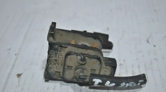Volkswagen Transporter - Caravelle T4 ABS pump bracket 70I906283