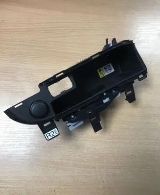 Lexus RX 450H Wireless charging module 861C048060