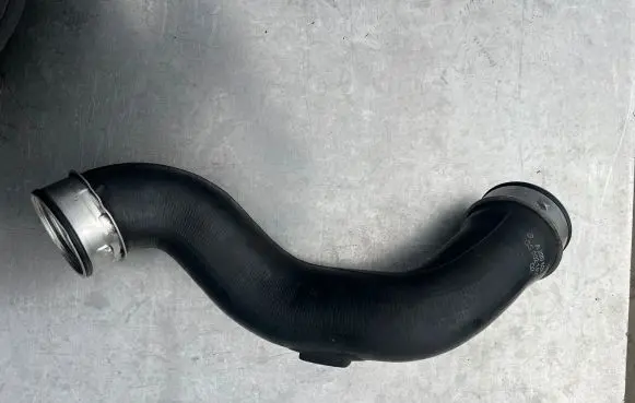 Mercedes-Benz S W220 Intercooler hose/pipe A2205280782 G00214004