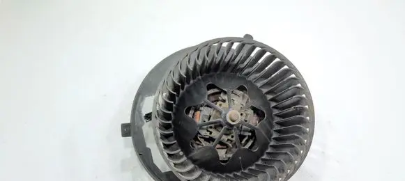 Volkswagen PASSAT B7 Heater fan/blower 3C1820015Q