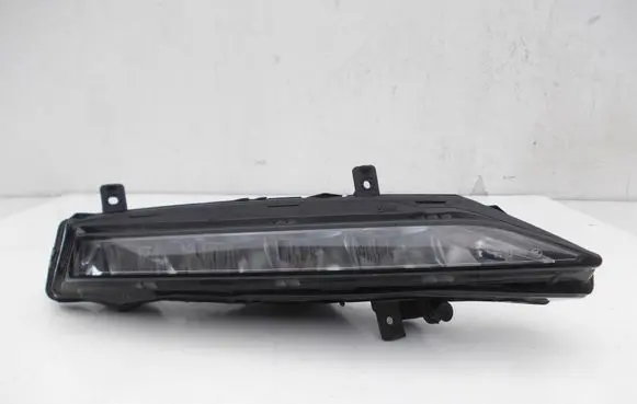 Skoda Superb B8 (3V) Front fog light 3V0941700B