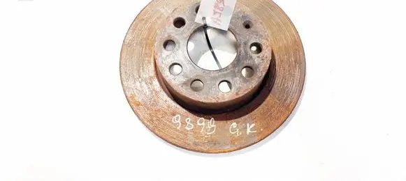 Volkswagen Golf V Rear brake disc neventiliuojamas