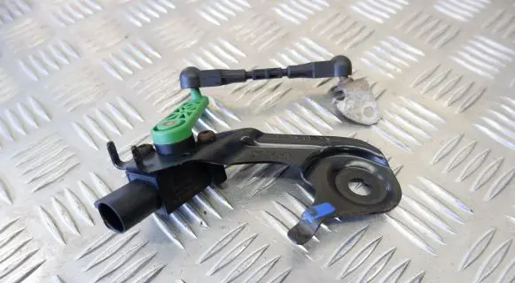 Rear air suspension level height sensor