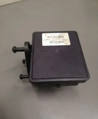 Mercedes-Benz E W213 ABS Pump A2134313601