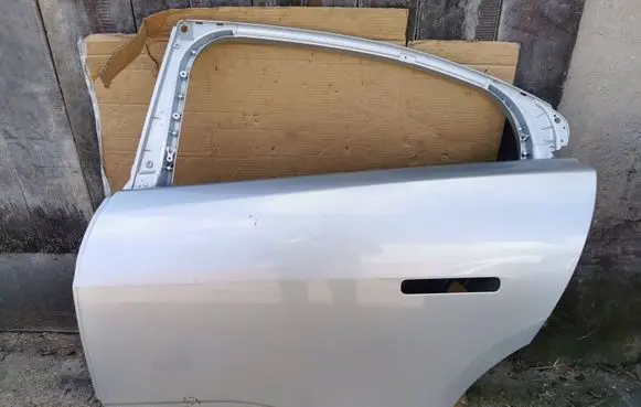 Jaguar I-Pace Rear door 3259261 Drzwi tył lewe jaguar i-pace