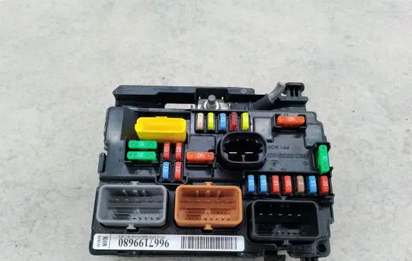 Citroen C3 BSM Control unit 9667199680