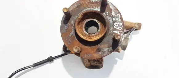 Nissan Almera N16 Front wheel hub