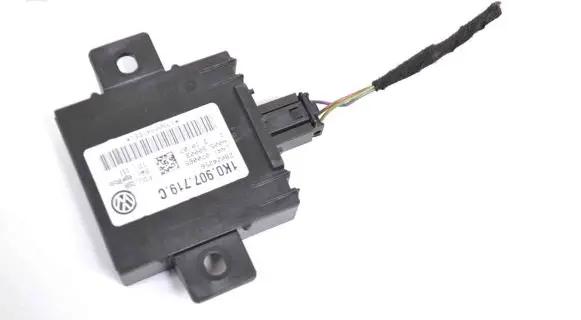 Audi A3 S3 8P Alarm control unit/module 1K0907719C