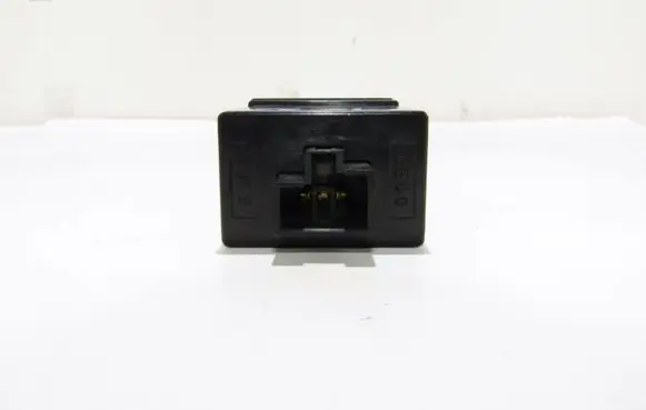 Hyundai Santa Fe Headlight level height control switch 751U900701
