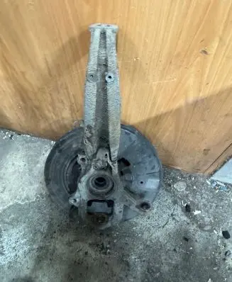 Audi Q7 4L Front wheel hub 7L0407253A