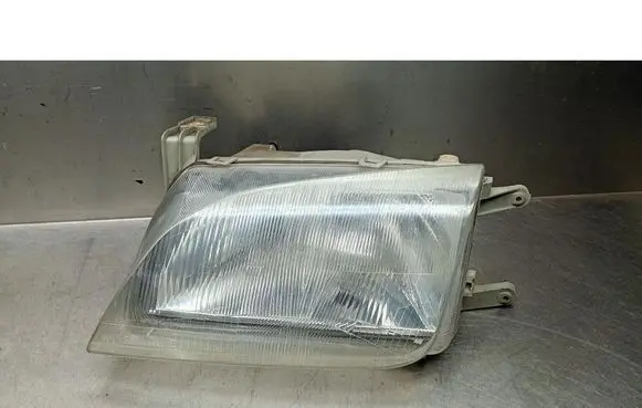 Suzuki Swift Cultus Front reflector 