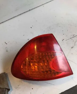 Toyota Avensis T220 Rear/tail lights 2329