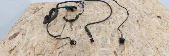 Jaguar XK8 - XKR Front door wiring loom LJC3190DD 55J223100