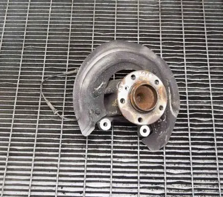 BMW 2 F22 F23 Front wheel hub 6792286