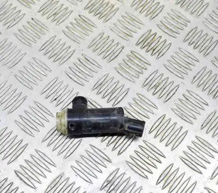 Subaru Forester SH Windscreen/windshield washer pump