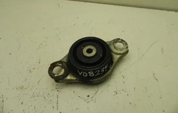 Ford Ka Engine mount bracket A236 VD8234