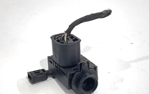 Audi A4 S4 B9 Interior temperature sensor 4G0907658B