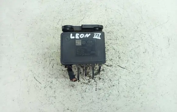 Seat Leon (5F) ABS Pump 5Q0907379K 5Q0614517J 10091543363