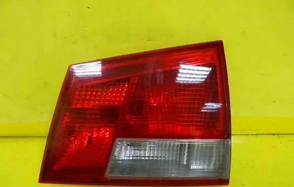 Opel Vectra C Tailgate rear/tail lights 24469464