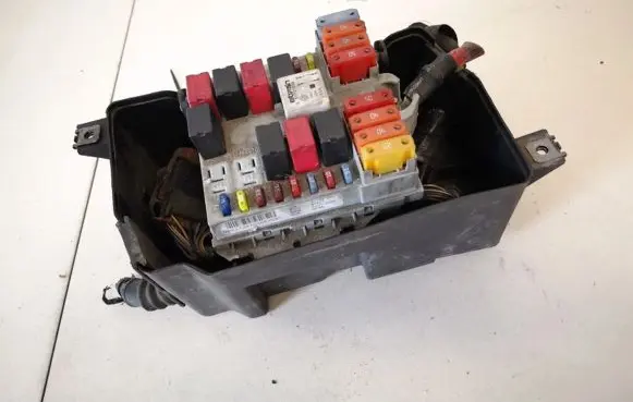 Fiat Croma Fuse box set 51738103