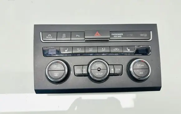 Seat Leon (5F) Climate control unit 5F0907044E 5HB01121511