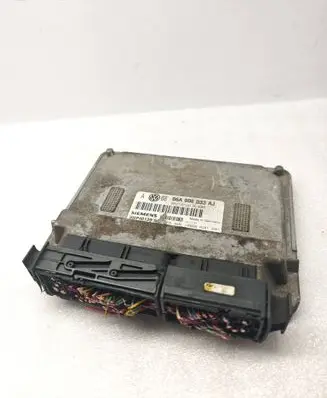 Volkswagen Golf IV Engine control unit/module 06A906033AJ MP401390