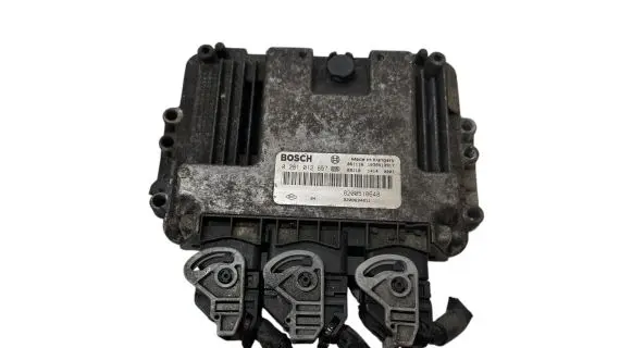 Suzuki Grand Vitara II Engine control unit/module 8200518648 8200634611 0281012657