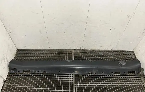 BMW X5 E70 Sill 8038289 517780389