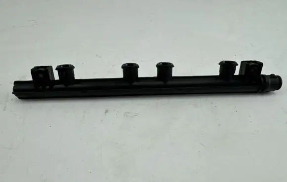 Fiat 500 Fuel main line pipe CB261C