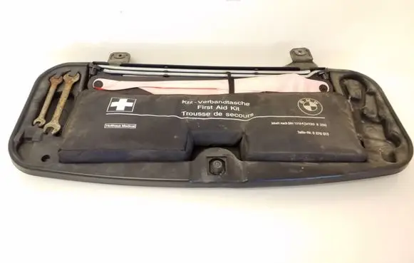 BMW 5 E60 E61 Other trunk/boot trim element