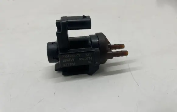 BMW 5 G30 G31 EGR valve 8570591
