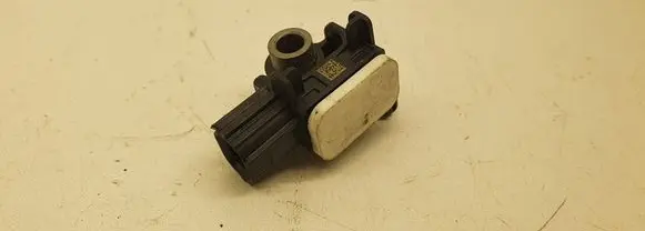 Nissan Juke I F15 Airbag deployment crash/impact sensor 988303JA0A 1409002