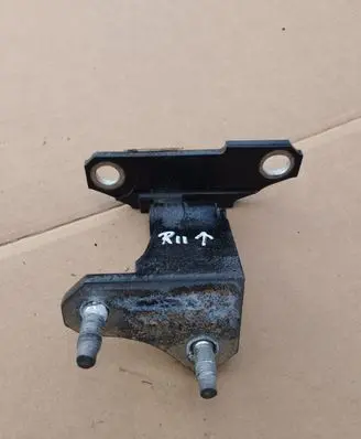 Infiniti EX Rear door upper hinge