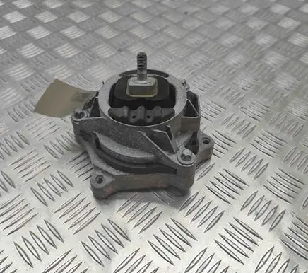 BMW 4 F36 Gran coupe Engine mount bracket 6859412