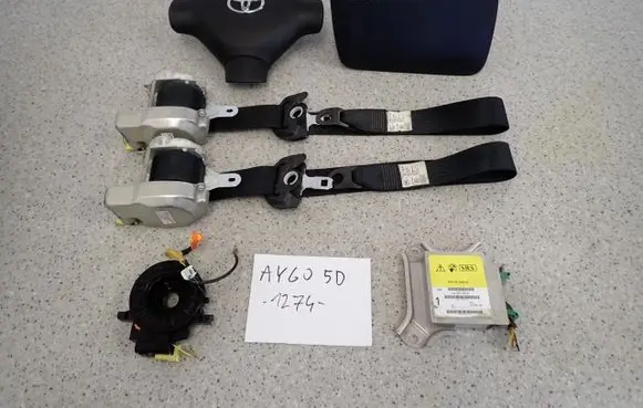 Toyota Aygo AB10 Airbag set 